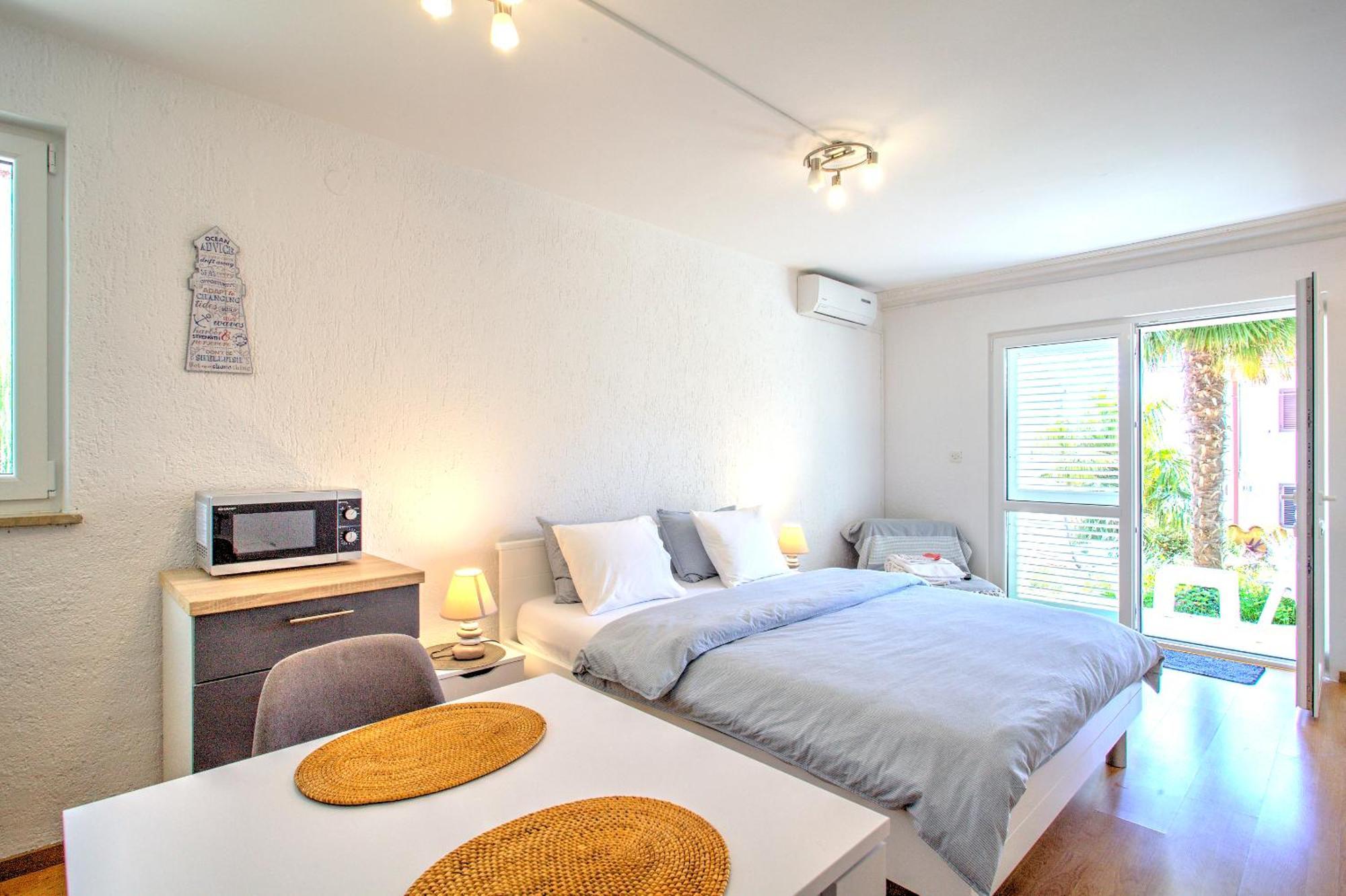 Anmarie Apartments Цриквениця Екстер'єр фото