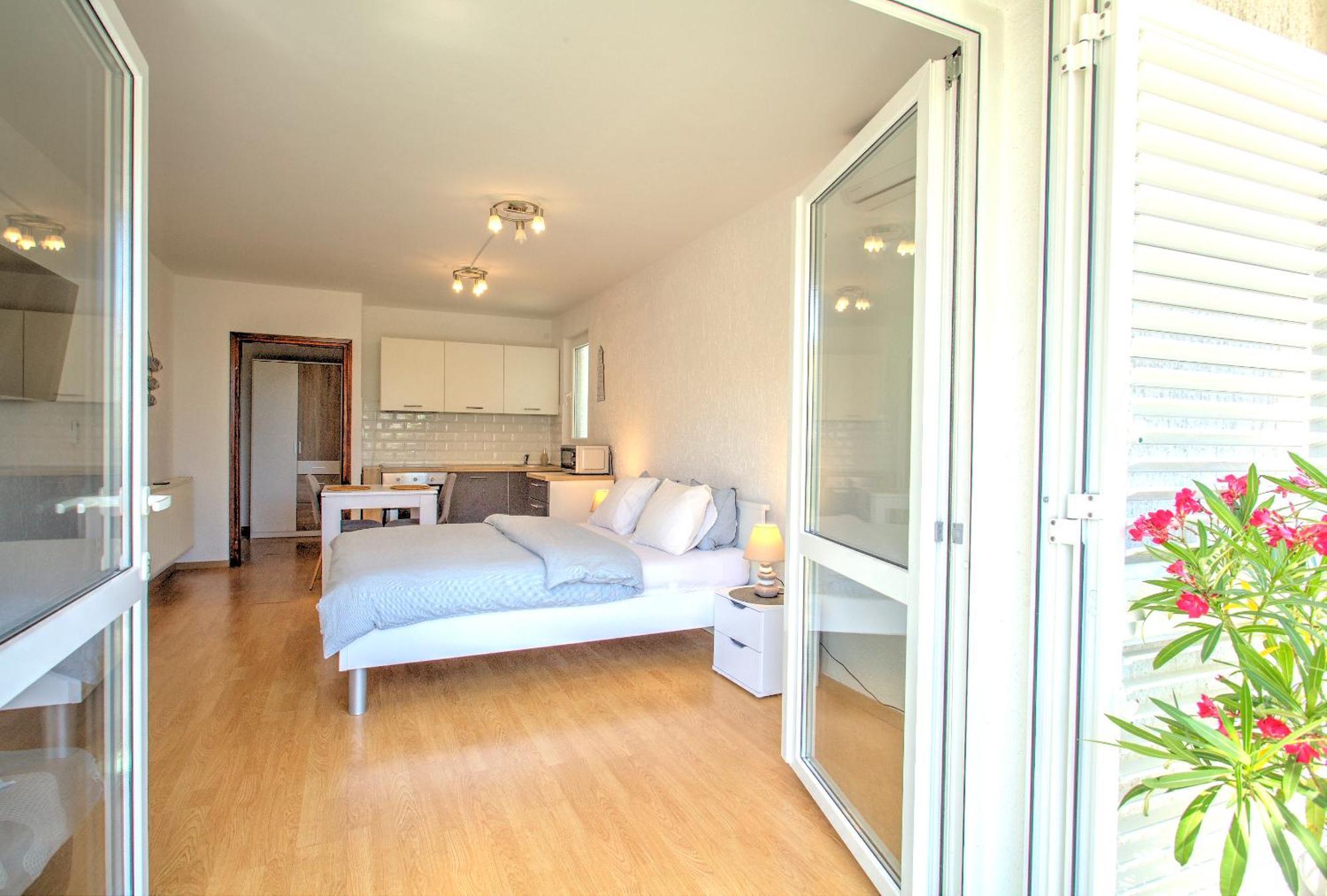 Anmarie Apartments Цриквениця Екстер'єр фото